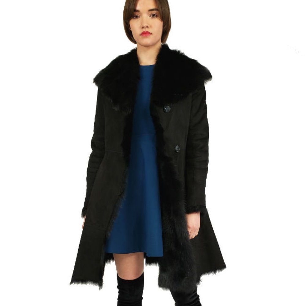 WOMEN'S FITTED SHEARLING COAT